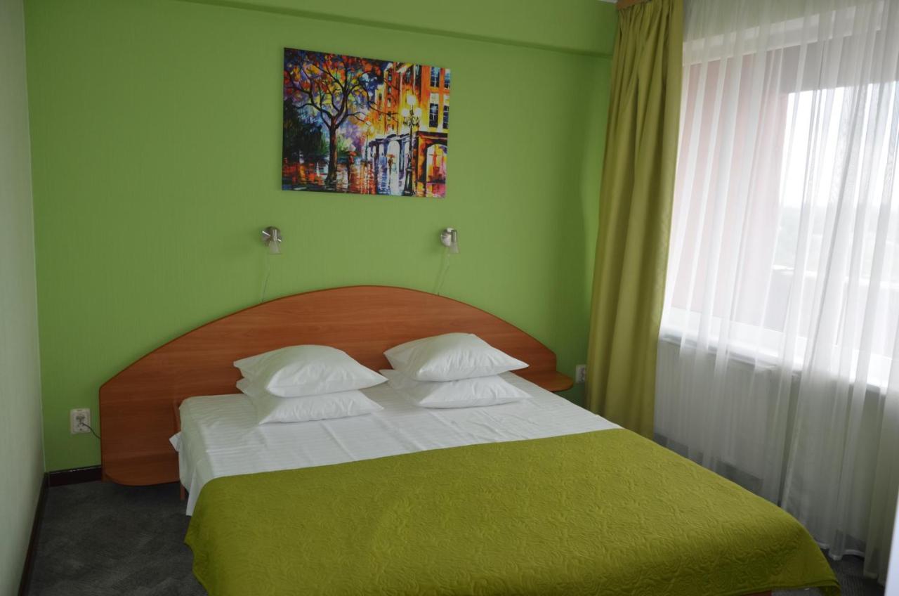 Latgale Hotel Rezekne Exterior photo